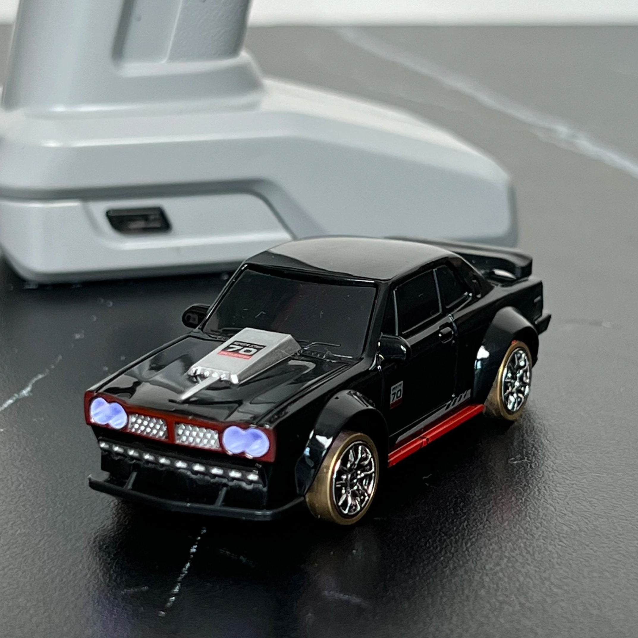 10.jpg SkidBoiz™ 4x4 Pocket Slider 1:64 - Image 1